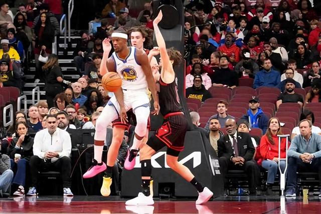 无库勇士2连胜！最多领先33分赛季最疯一战 7人上双打嗨了