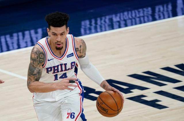 球探体育比分网即时比分-收官战遗憾膝盖遭遇重伤 丹尼·格林或就此退役？